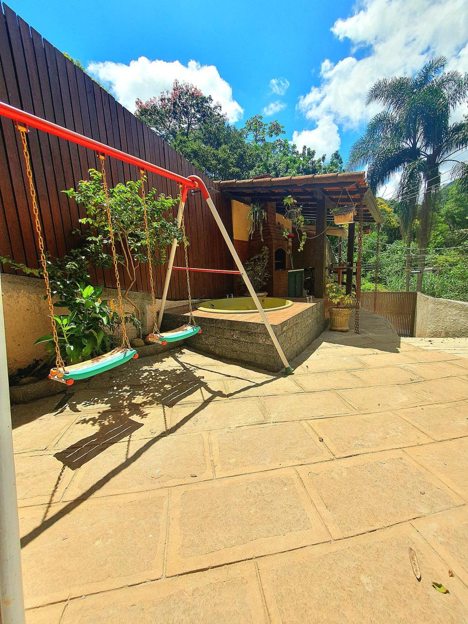 Aconchego De Itaipava - Casa De 3 Quartos, Equipada, Area Kids, Jacuzzi, Pet Friendly, Churrasqueira, Em Meio A Natureza E Proximo Ao Centro Do Bairro Petrópolis 外观 照片