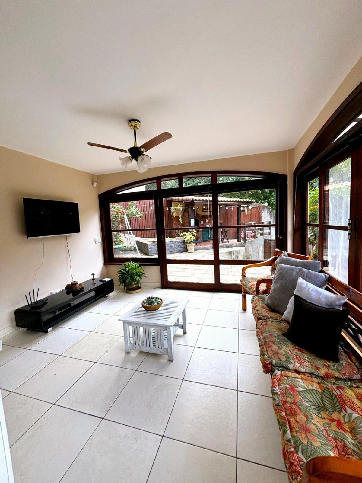 Aconchego De Itaipava - Casa De 3 Quartos, Equipada, Area Kids, Jacuzzi, Pet Friendly, Churrasqueira, Em Meio A Natureza E Proximo Ao Centro Do Bairro Petrópolis 外观 照片